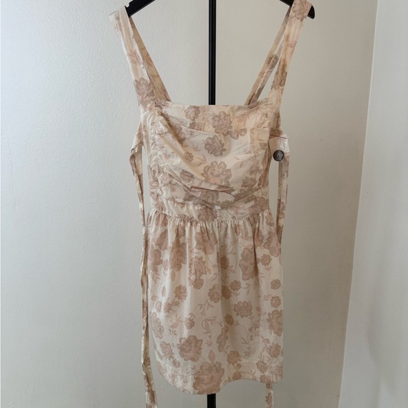 NWT Free People Meet Me in Maui Cream Floral Mini Dress size Large - Picture 5 of 7